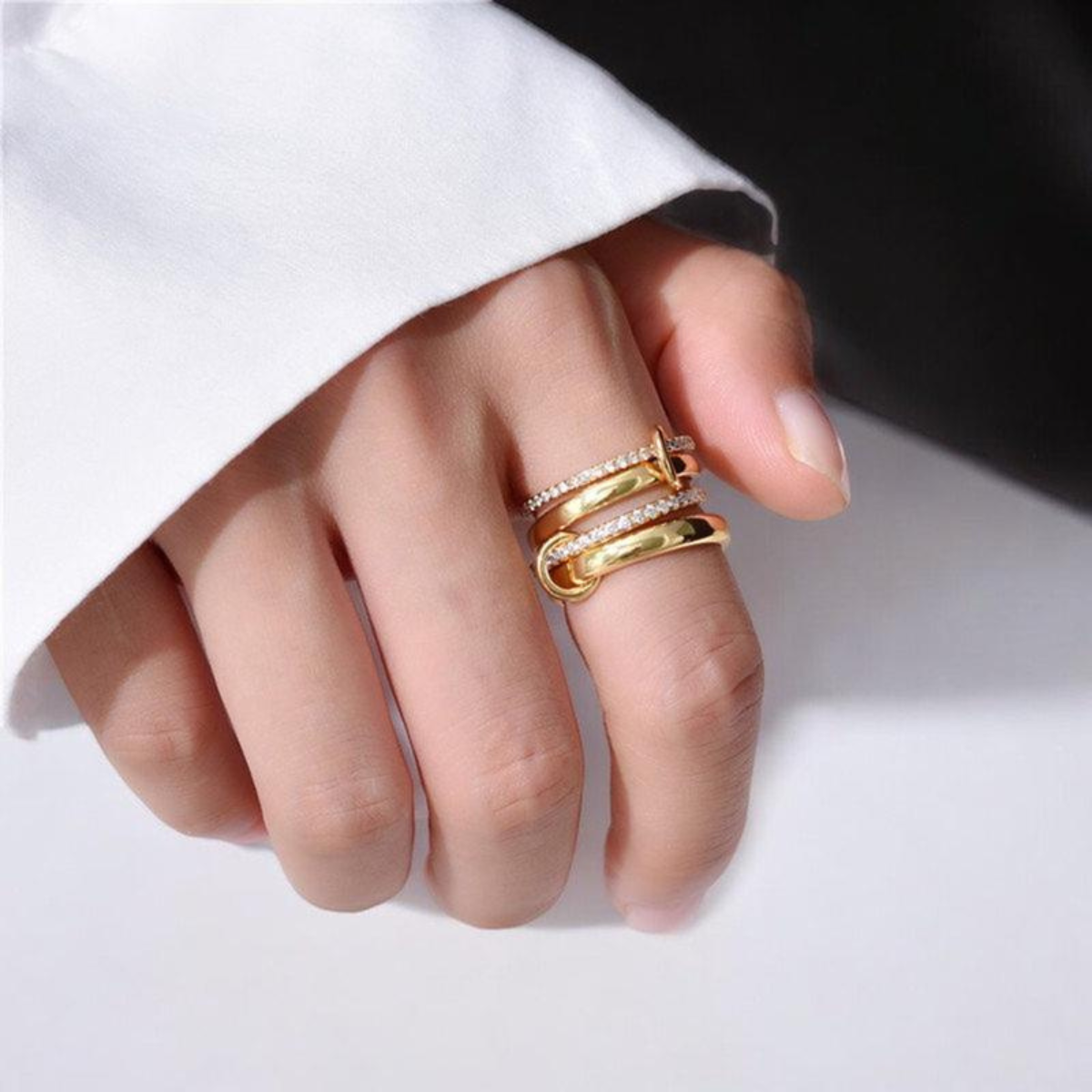 Mira Chain Ring
